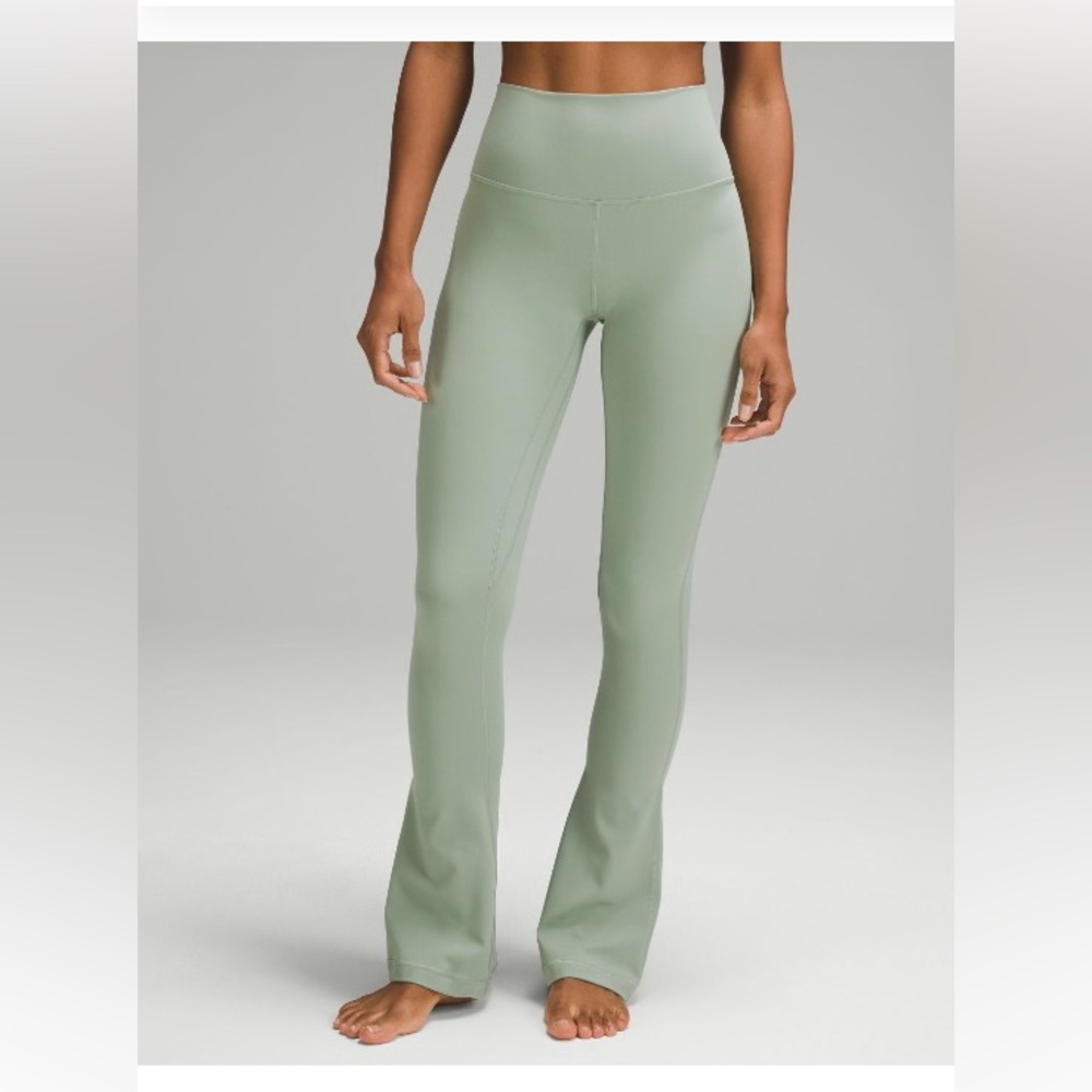 Lulu lemon mini flare